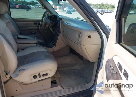 2002 GMC Yukon Xl 1500 Denali из США, поврежденный, VIN 1GKFK66U02J160902